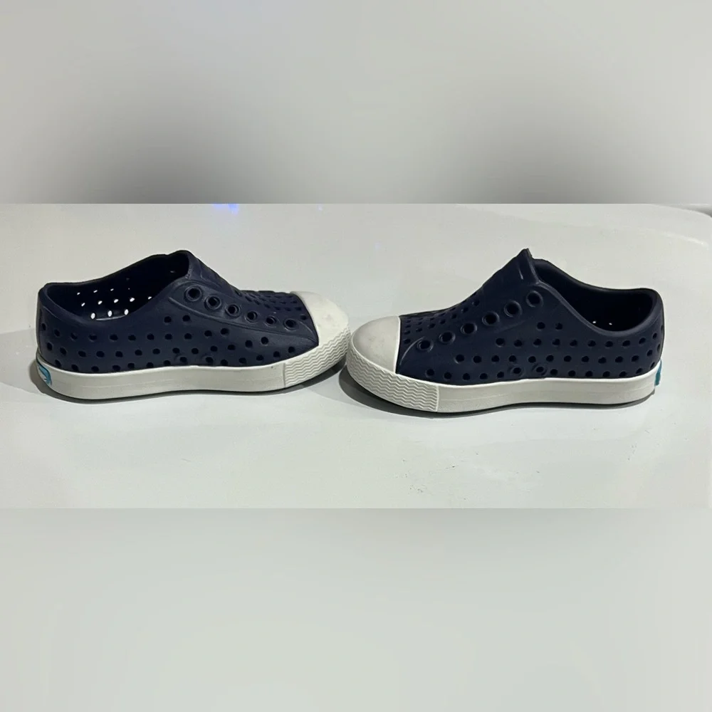 Native Jefferson Mules in Navy and White